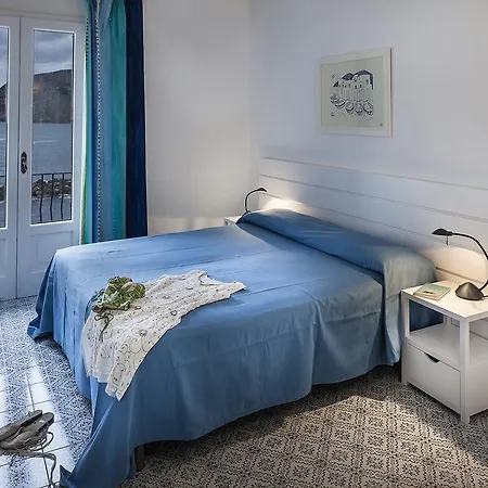 Le Pleiadi - Sant'angelo D'ischia * Sant'Angelo (Isola d'Ischia)